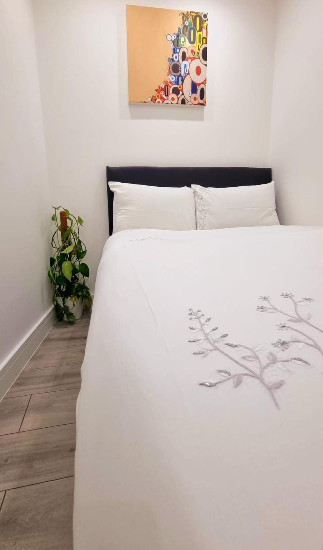 Brand New Flat Close To Turnpike Lane Tube Station London Exterior photo